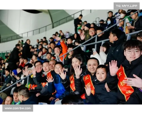 球迷素质显著提升助推中超赛场文明观赛新风尚